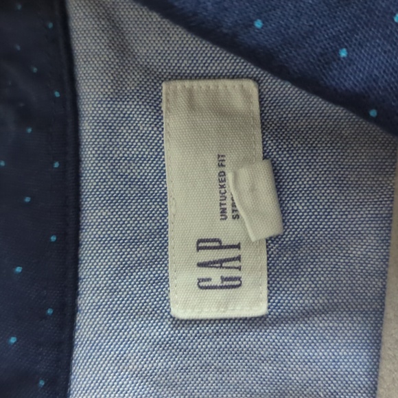 Size X-Large Tall Navy Gap Button Up - Picture 5 of 6